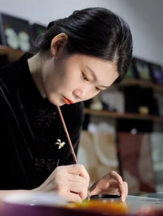 吴陈妮